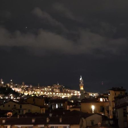 "La Me Ca" Intero Appartamento In Centro Con Vista Sui Colli Бергамо Экстерьер фото