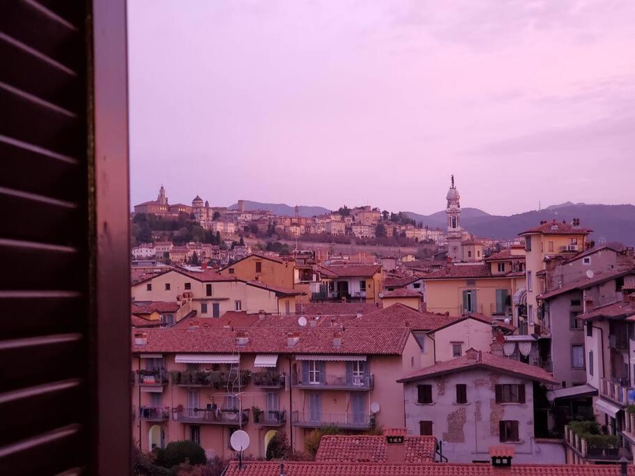 "La Me Ca" Intero Appartamento In Centro Con Vista Sui Colli Бергамо Экстерьер фото